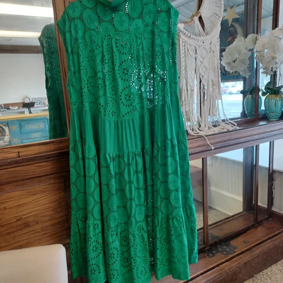 Nova Gypsy Green Eyelet Maxi Dress - Picture 2 of 3